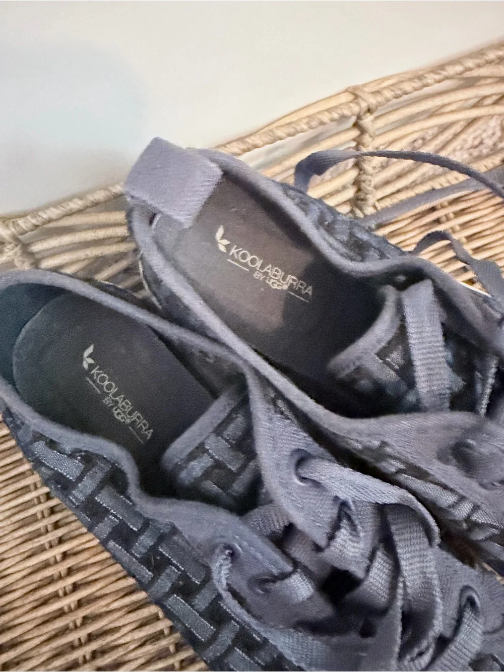 Koolaburra by Uggs sneakers sz 8